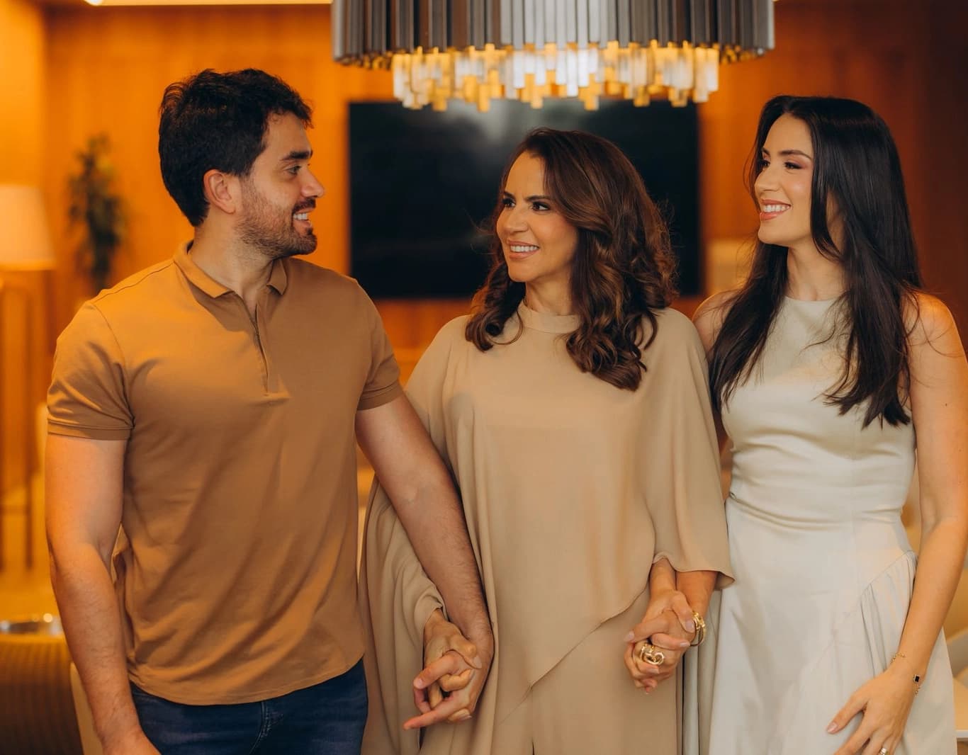 Neuza Cabral - Nossa História